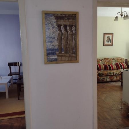 טיראנה Era Echoes - Preserved Historical Apartment מראה חיצוני תמונה